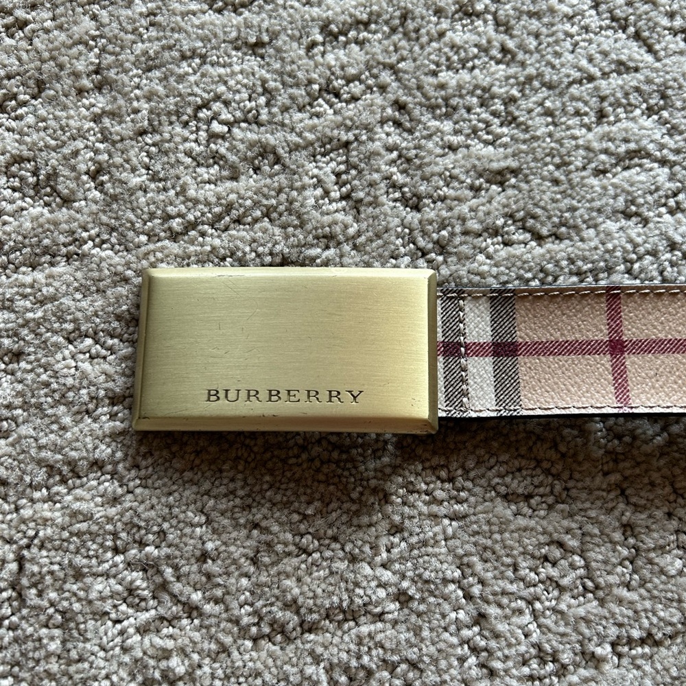 Burberry - Picture 4 of 8